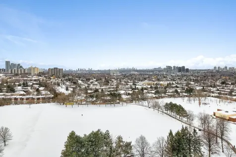 260 Seneca Hill Drive Toronto ON M2J 4S6