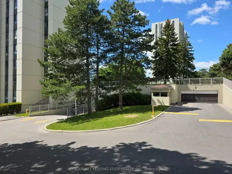 260 Seneca Hill Drive Toronto ON M2J 4S6
