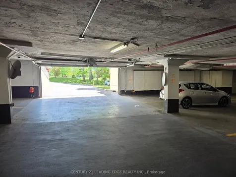 260 Seneca Hill Drive Toronto ON M2J 4S6