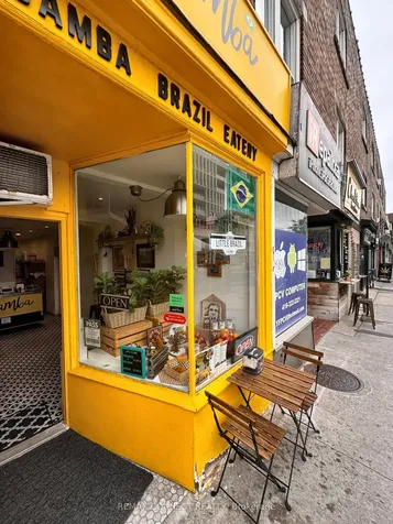 2109 Yonge Street Toronto ON M4S 2A4