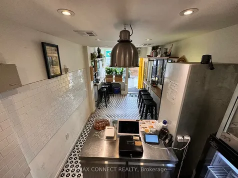 2109 Yonge Street Toronto ON M4S 2A4