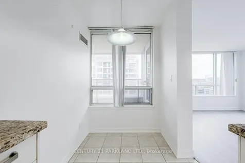8 Rean Drive Toronto ON M2K 1H1