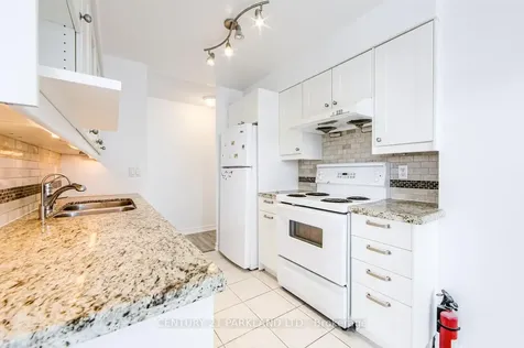 8 Rean Drive Toronto ON M2K 1H1