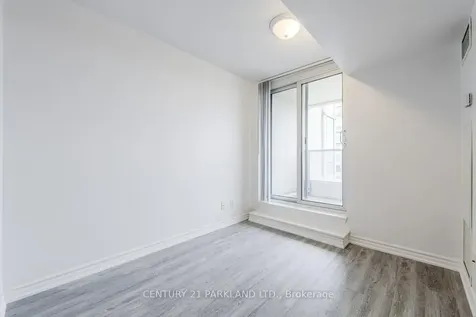 8 Rean Drive Toronto ON M2K 1H1