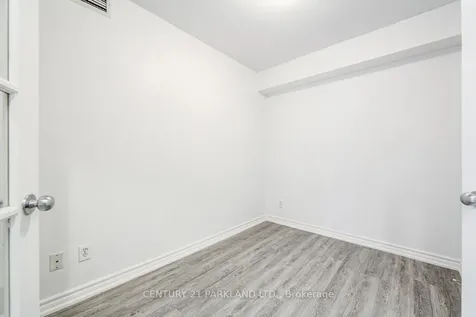 8 Rean Drive Toronto ON M2K 1H1