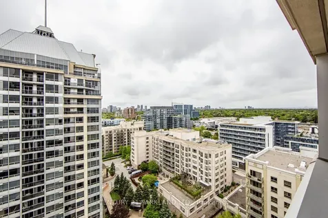 8 Rean Drive Toronto ON M2K 1H1