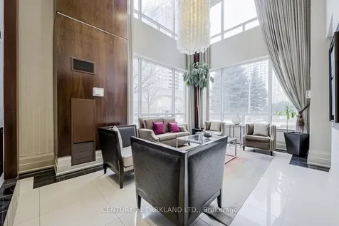 8 Rean Drive Toronto ON M2K 1H1