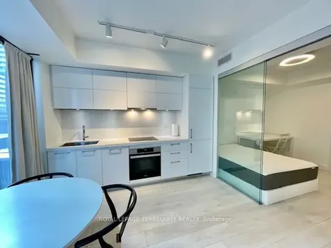 188 Cumberland Street Toronto ON M5R 0B6