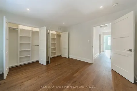 26 Bishop Street Toronto ON M5R 1N2