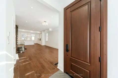 26 Bishop Street Toronto ON M5R 1N2