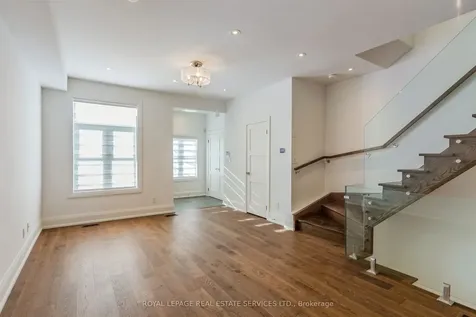 26 Bishop Street Toronto ON M5R 1N2