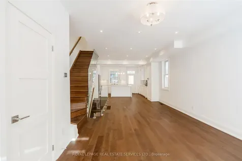 26 Bishop Street Toronto ON M5R 1N2