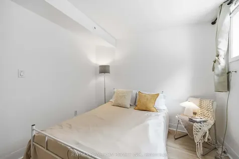 415 Jarvis Street Toronto ON M4Y 3C1