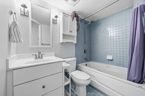 415 Jarvis Street Toronto ON M4Y 3C1