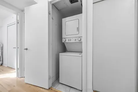 415 Jarvis Street Toronto ON M4Y 3C1