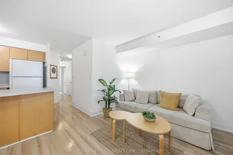 415 Jarvis Street Toronto ON M4Y 3C1
