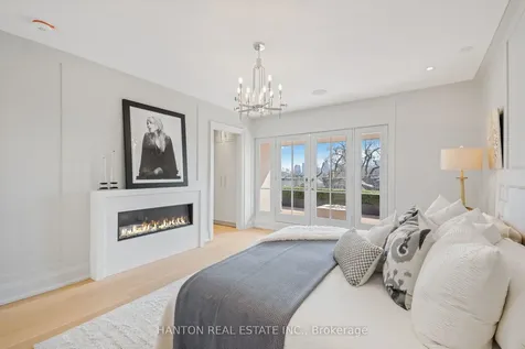 132B Balmoral Avenue Toronto ON M4V 1J4