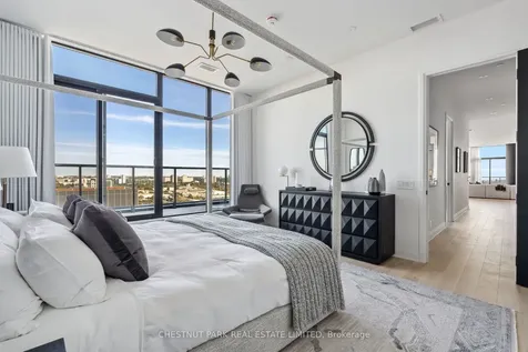 33 Frederick Todd Way Toronto ON M4G 0C9