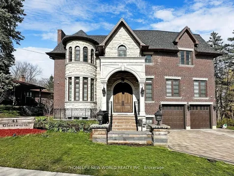 41 Glentworth Road Toronto ON M2J 2E7