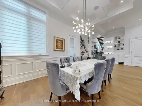 41 Glentworth Road Toronto ON M2J 2E7