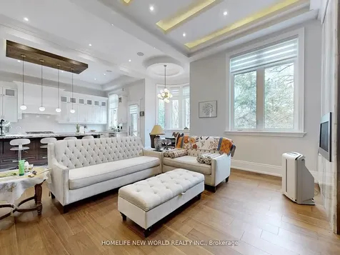41 Glentworth Road Toronto ON M2J 2E7