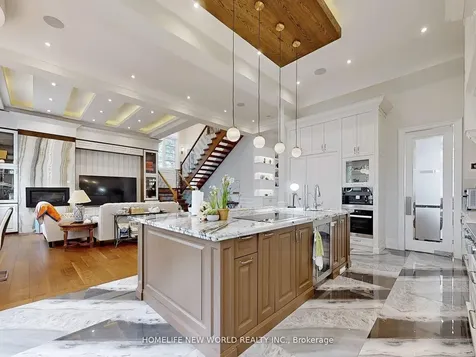 41 Glentworth Road Toronto ON M2J 2E7