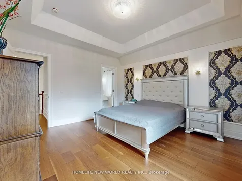 41 Glentworth Road Toronto ON M2J 2E7