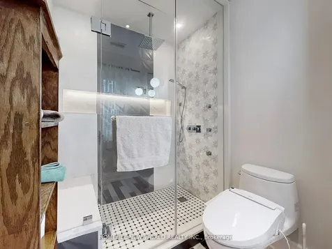 41 Glentworth Road Toronto ON M2J 2E7