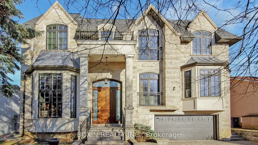 11 Tremont Crescent Toronto ON M3B 2R9