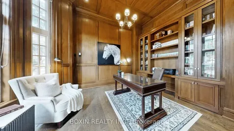 11 Tremont Crescent Toronto ON M3B 2R9