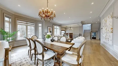 11 Tremont Crescent Toronto ON M3B 2R9