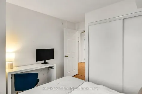18 Valley Woods Road Toronto ON M3A 0A1