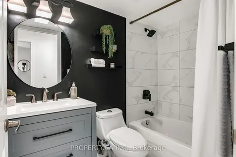 18 Valley Woods Road Toronto ON M3A 0A1