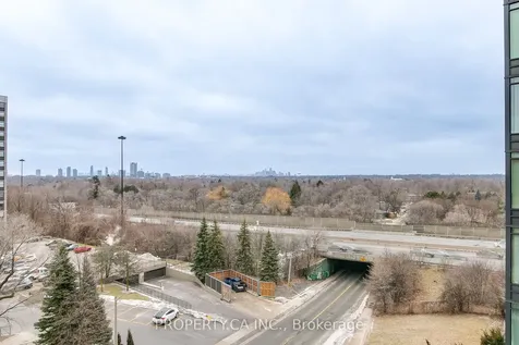 18 Valley Woods Road Toronto ON M3A 0A1