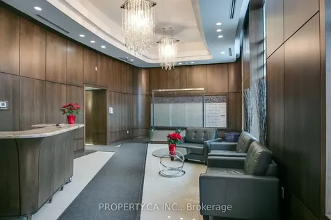 18 Valley Woods Road Toronto ON M3A 0A1
