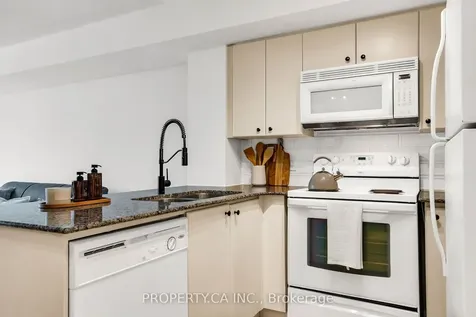 18 Valley Woods Road Toronto ON M3A 0A1