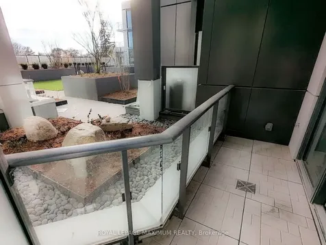 2020 Bathurst Street Toronto ON M5P 0A6