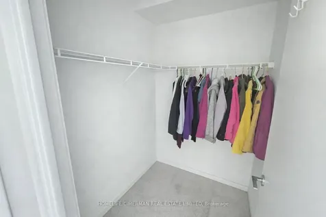 219 Fort York Boulevard Toronto ON M5V 1B1