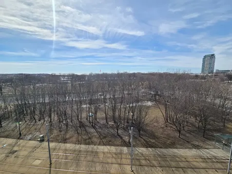 219 Fort York Boulevard Toronto ON M5V 1B1