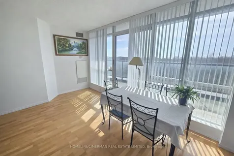 219 Fort York Boulevard Toronto ON M5V 1B1
