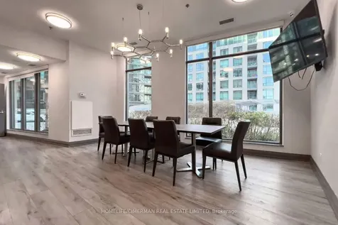 219 Fort York Boulevard Toronto ON M5V 1B1