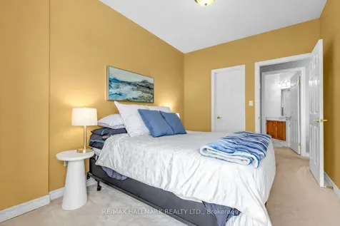 1 Leaside Park Drive Toronto ON M4H 1R1