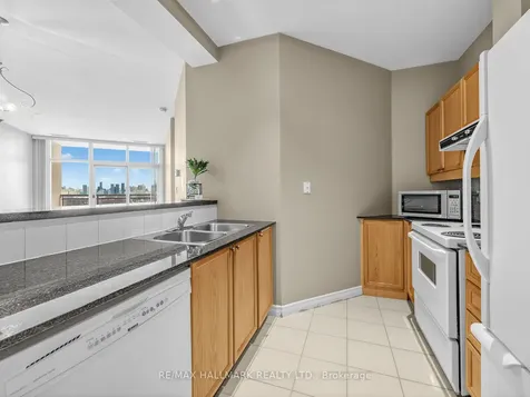 1 Leaside Park Drive Toronto ON M4H 1R1
