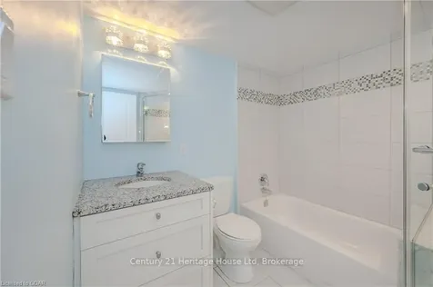 5795 Yonge Street Toronto ON M2M 4J3