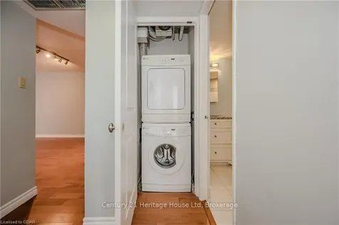 5795 Yonge Street Toronto ON M2M 4J3