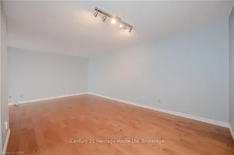 5795 Yonge Street Toronto ON M2M 4J3