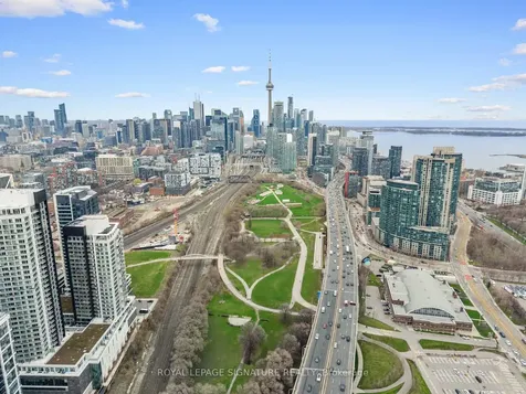 26 Western Battery Road Toronto ON M6K 3N9