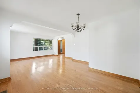 149 Burndale Avenue Toronto ON M2N 1T1