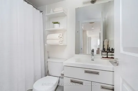 28 Ted Rogers Way Toronto ON M4Y 2J4