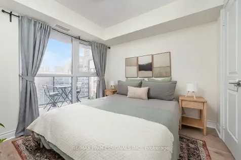 28 Ted Rogers Way Toronto ON M4Y 2J4